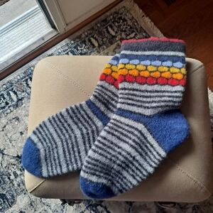 Very warm handmade wool socks, foot length 11.5"